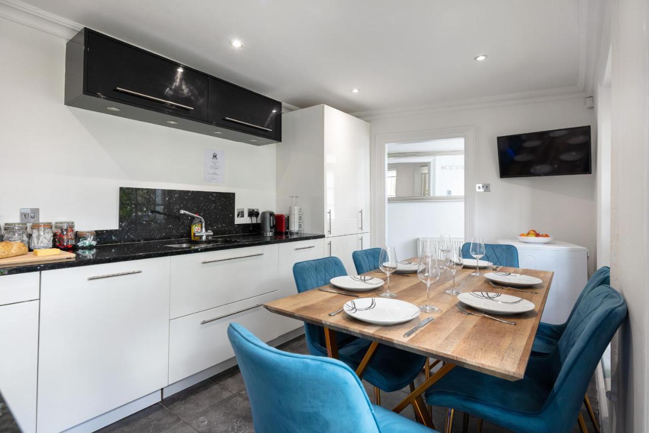 Castle Properties: The Duchess, 3 Bed Family Cottage Windsor Exterior photo