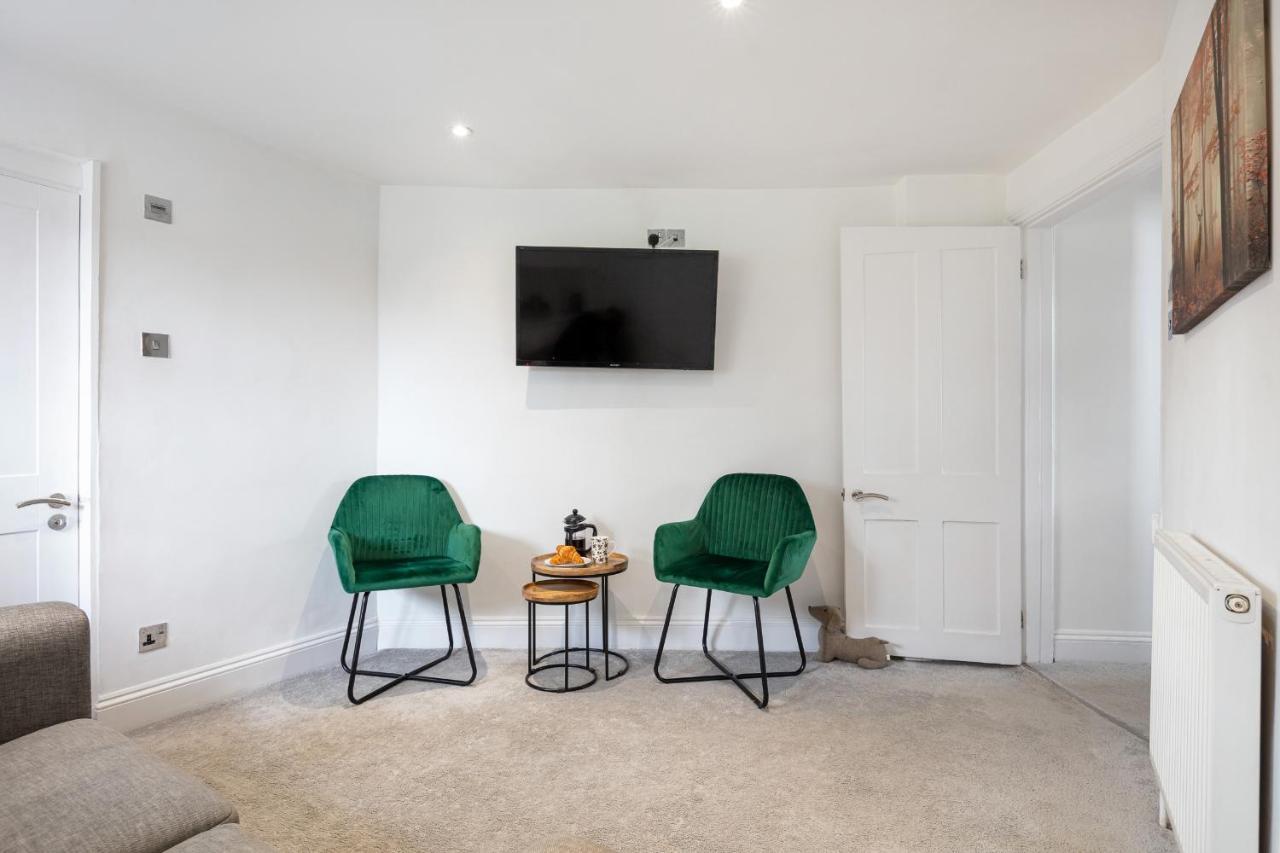 Castle Properties: The Duchess, 3 Bed Family Cottage Windsor Exterior photo