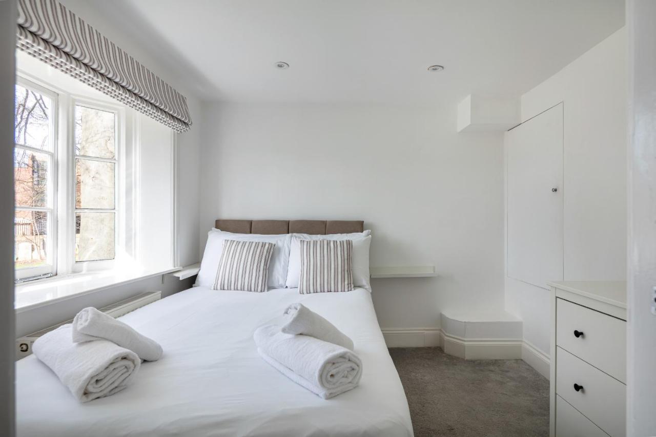 Castle Properties: The Duchess, 3 Bed Family Cottage Windsor Exterior photo